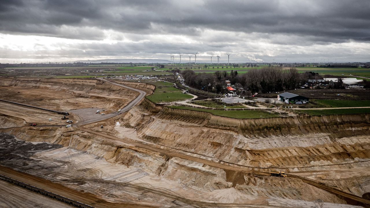 230113124008-01-lutzerath-germany-coal-mine-climate-intl-restricted.jpg
